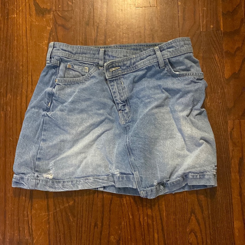 River island cross over skirt US 8
